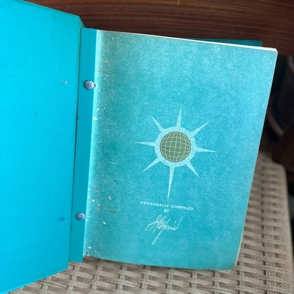 Rare Vintage H.E. Harris Senior Statesman World Stamp Album Collectible Stamps
